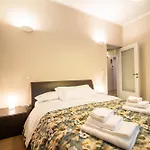 Aurea Living Family & Business Parcheggio
